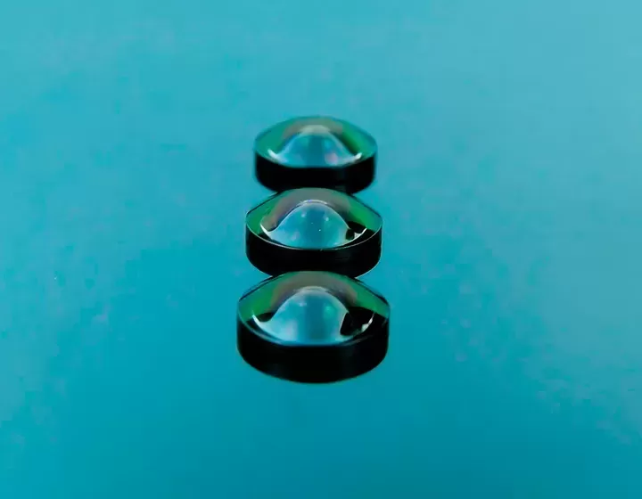 Reflective Aspherical Lens