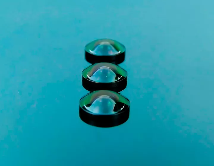 Reflective Aspherical Lens